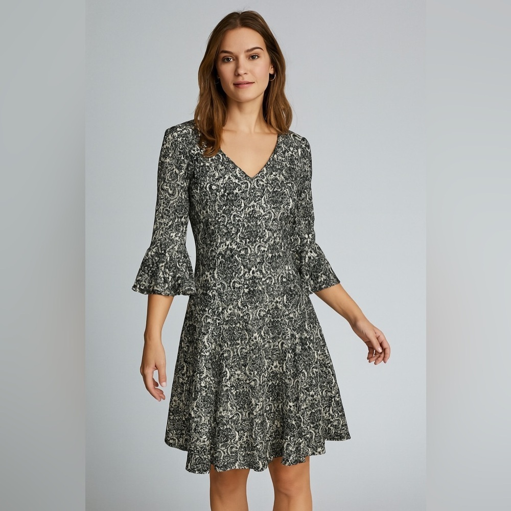 Julian Taylor Black White Brocade Fit Flare Dress Bell Sleeve Size 16